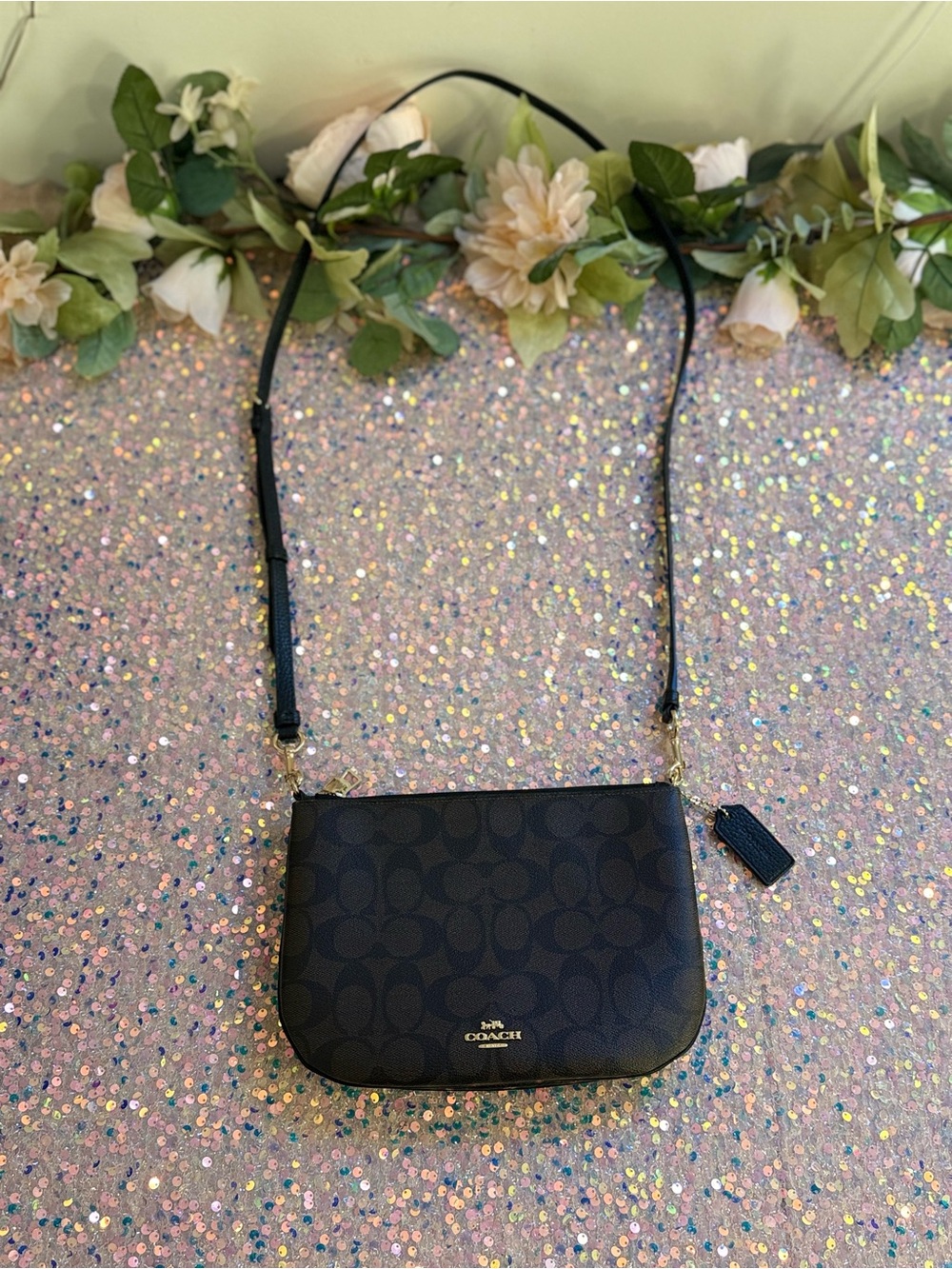NWOT Coach Lyla Signature Canvas Wristlet/Crossbody with Detachable Strap